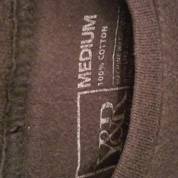 Vintage Young & Reckless Tee shirt - Picture 2 of 3